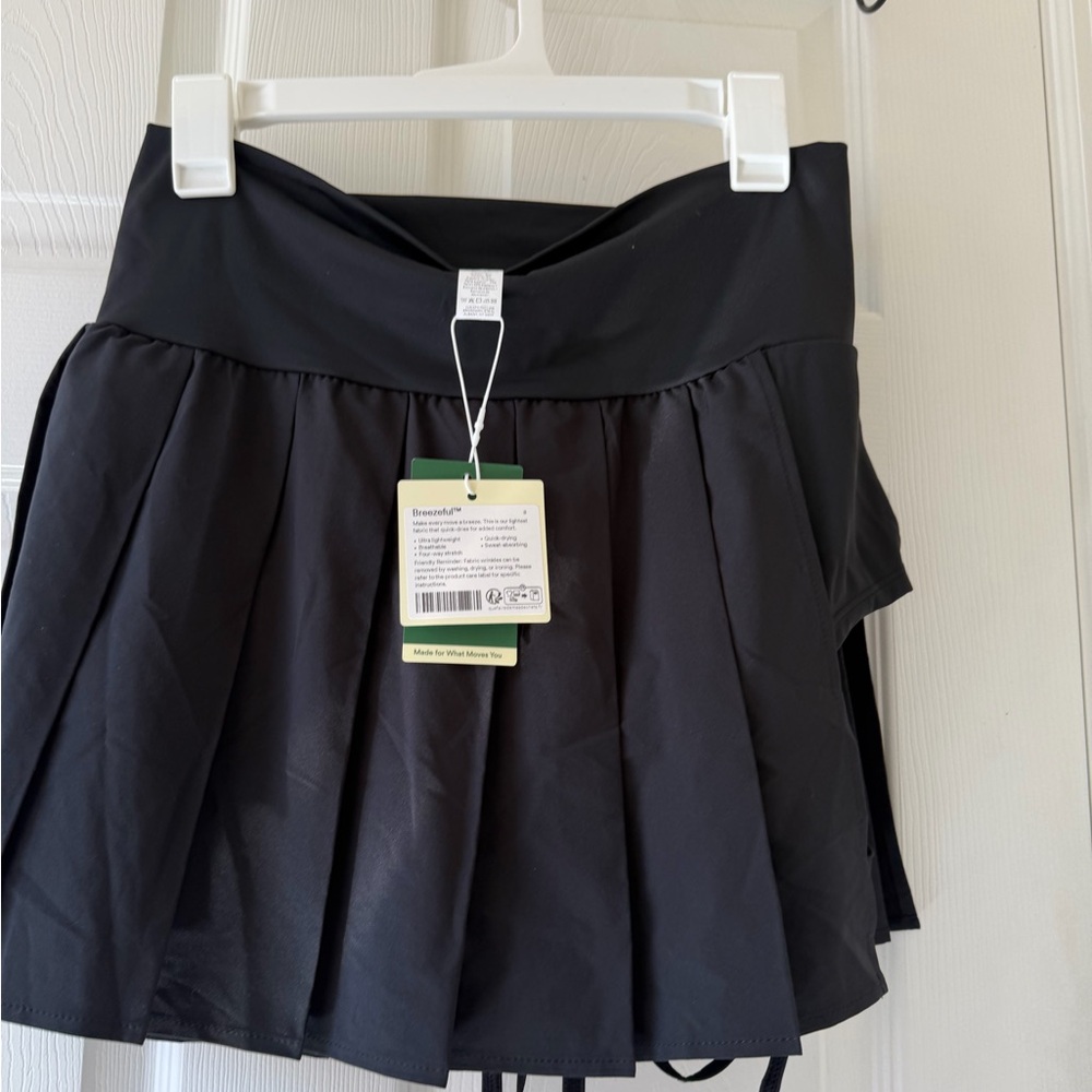 HALARA Black Pleated Mini Skirt